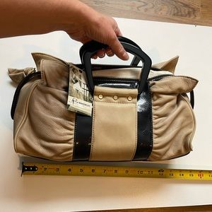 B Makowsky Fine Leather Handbag